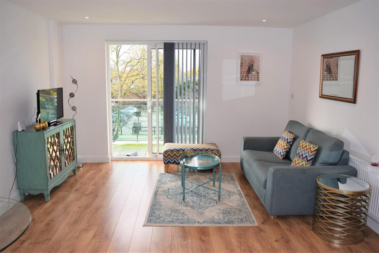 Urban Gem Apartment- Free Parking * Enfield
