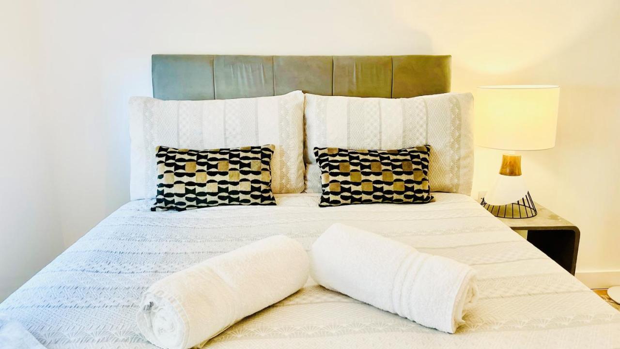 Urban Gem Apartment- Free Parking Apartment *